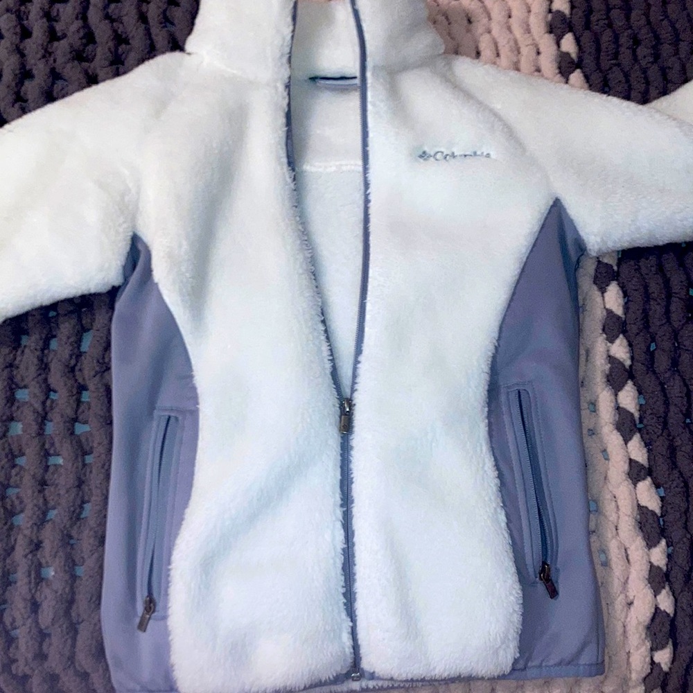 White fluffy Columbia zip up jacket